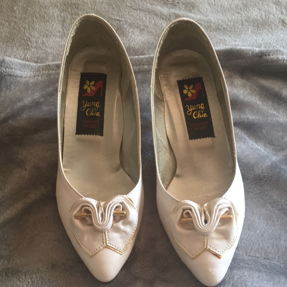 Vintage Yumg Chia Heels